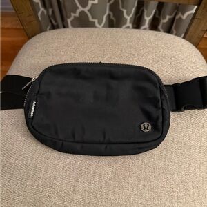 lululemon Belt Bag